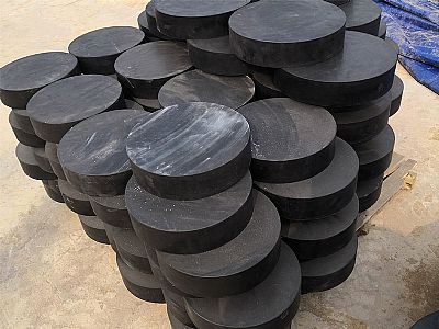 贡井区板式橡胶支座由若干层橡胶片与薄钢板经加压硫化